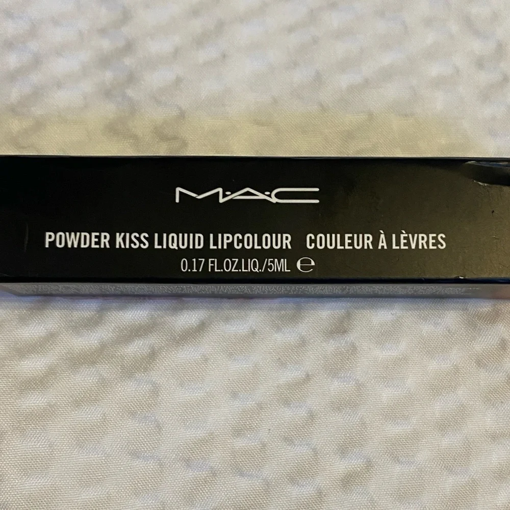 MAC Cosmetics Powder Kiss Liquid Lipcolour - Mull It Over